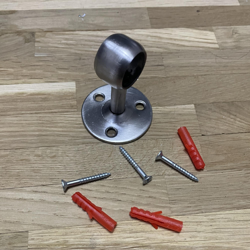 Off The Hook FC fixings detail